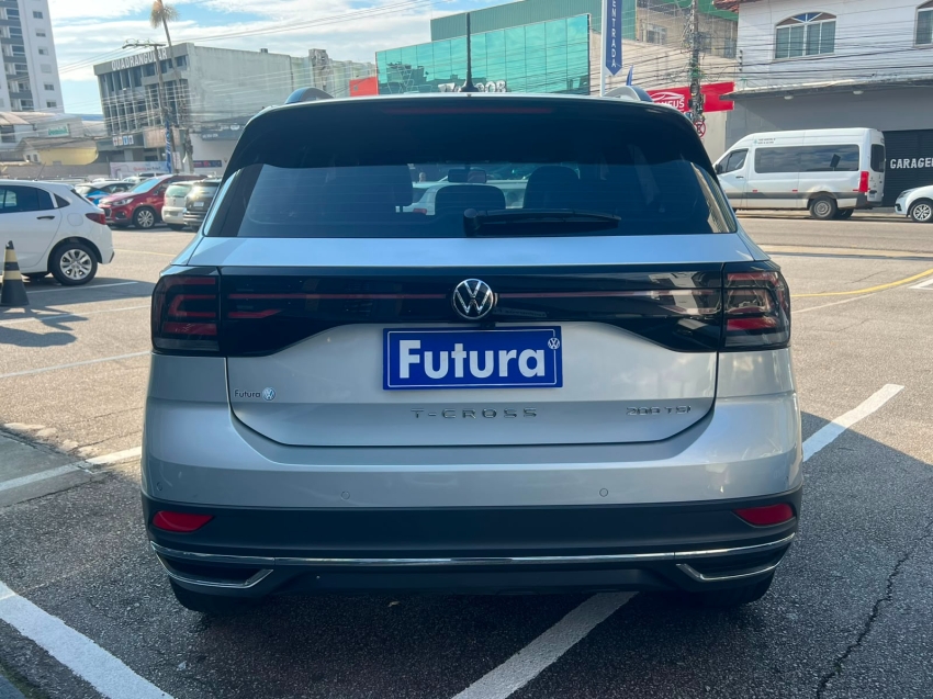 volkswagen t-cross 1.0 200 tsi total flex comfortline automatico gasolina 4p 202212