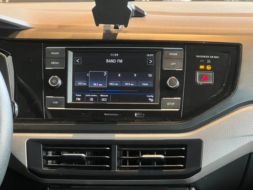 volkswagen polo 1.0 200 tsi comfortline automatico gasolina 4p 20217