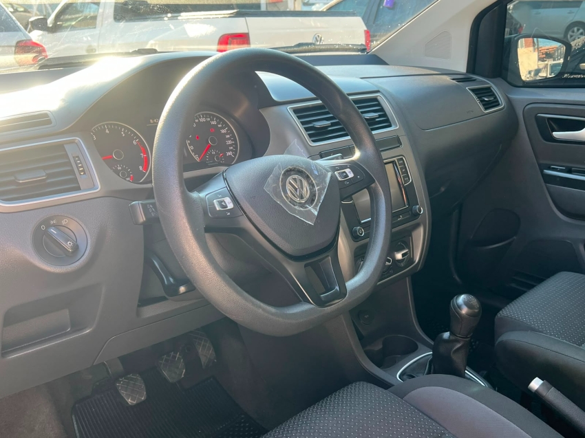 volkswagen fox 1.6 msi trendline 8v flex 4p manual gasolina 20183