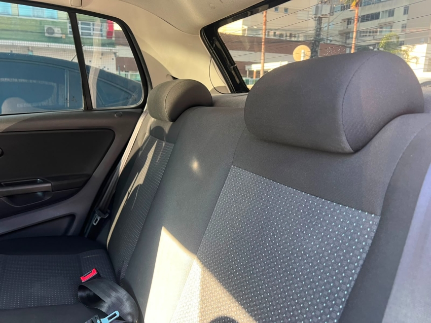 volkswagen fox 1.6 msi trendline 8v flex 4p manual gasolina 201810