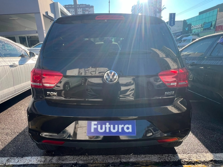 volkswagen fox 1.6 msi trendline 8v flex 4p manual gasolina 201812