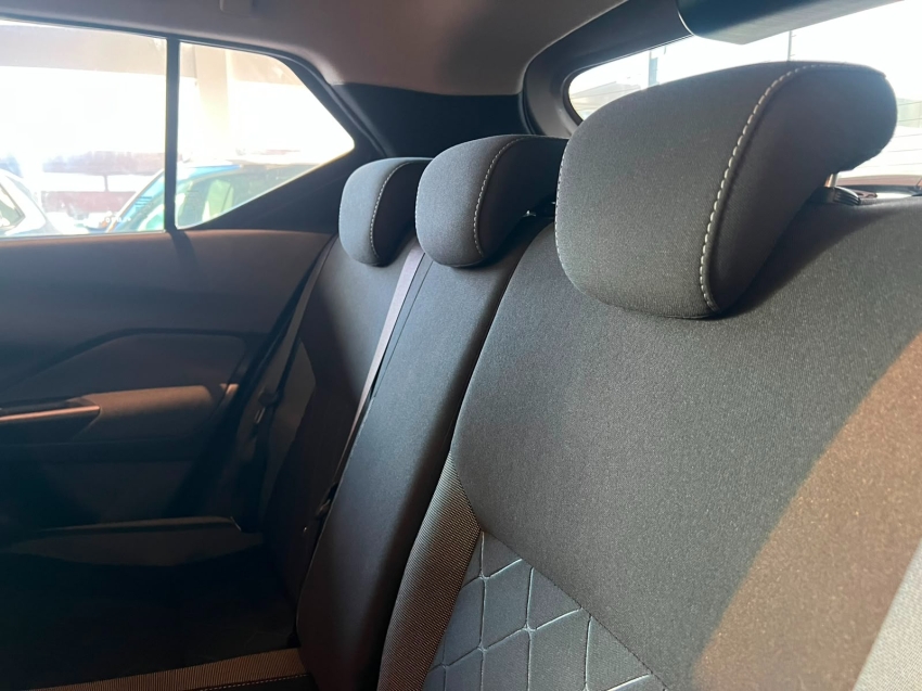 nissan kicks 1.6 16v flexstart sv 4p xtronic gasolina automatico 202010