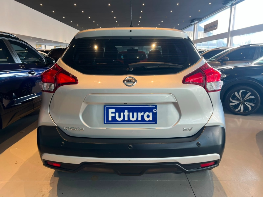 nissan kicks 1.6 16v flexstart sv 4p xtronic gasolina automatico 202012