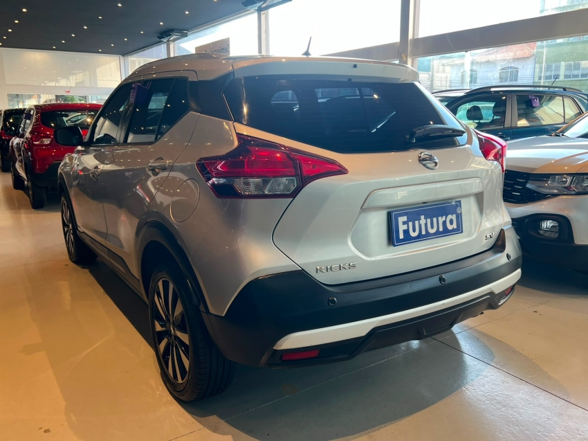 nissan kicks 1.6 16v flexstart sv 4p xtronic gasolina automatico 202011