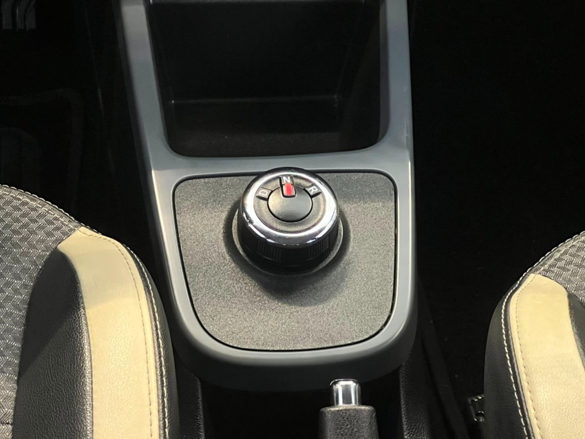 renault kwid e-tech 27 kw eletrico 4p automatico 20247