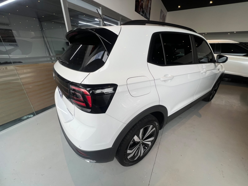 volkswagen t-cross 1.0 200 tsi total flex comfortline automatico 4p 202313
