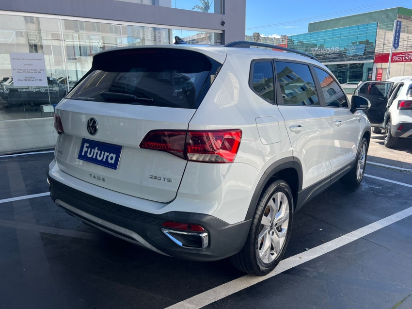 volkswagen taos 1.4 250 tsi total flex comfortline automatico 4p 202313