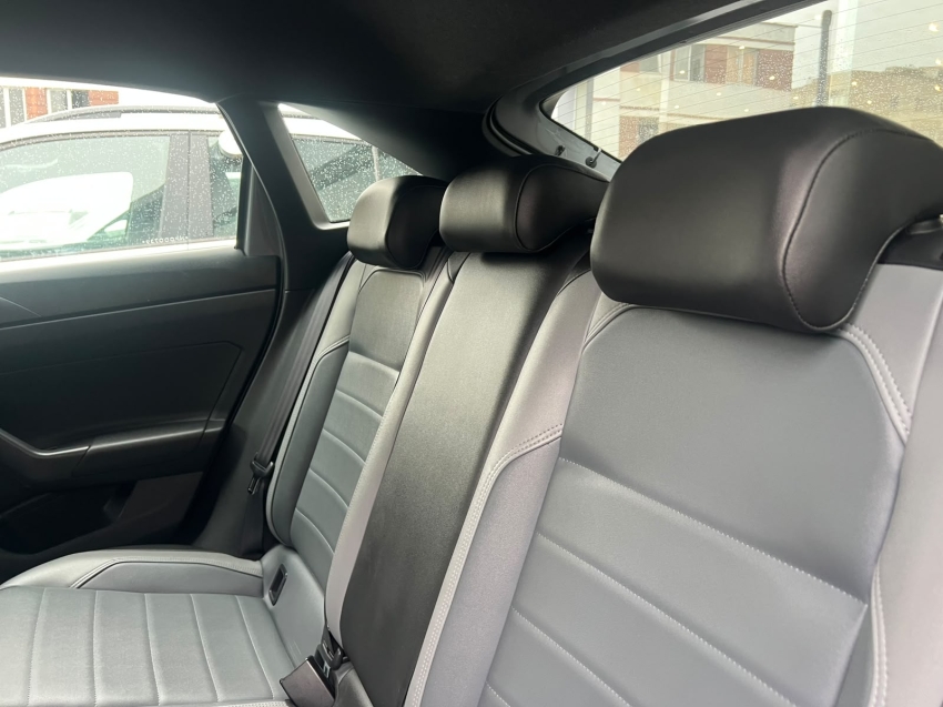 volkswagen nivus 1.0 200 tsi total flex highline automatico gasolina 4p 202210