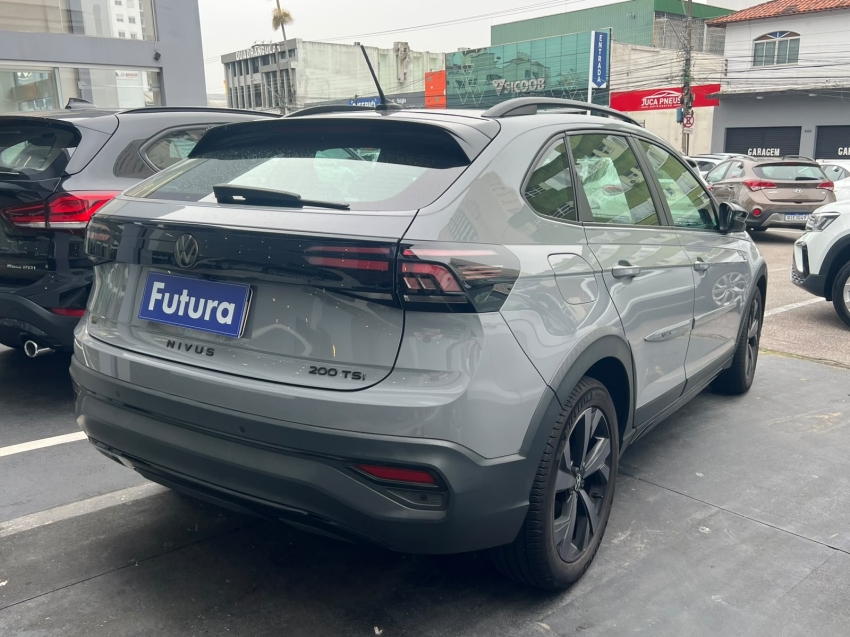 volkswagen nivus 1.0 200 tsi total flex highline automatico gasolina 4p 202213