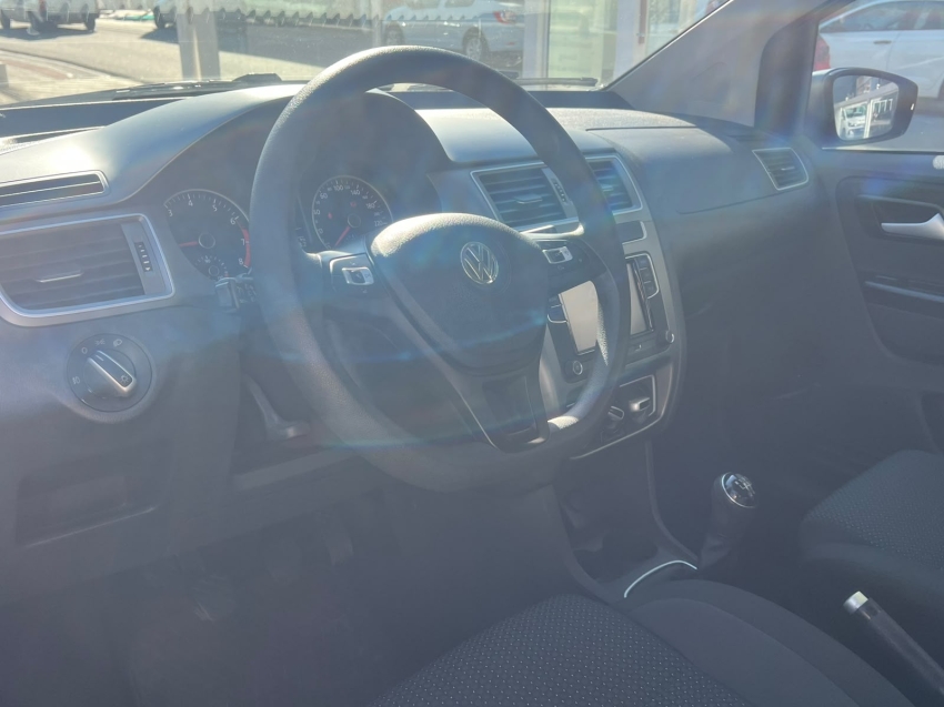 volkswagen fox 1.6 msi total flex connect 4p manual 20213