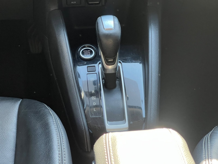 nissan kicks 1.6 16v flexstart sv 4p xtronic flex automatico 20177