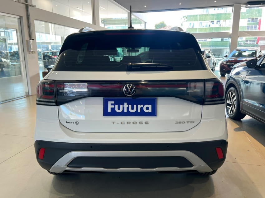 volkswagen t-cross 1.4 250 tsi total flex highline automatico gasolina 4p 202512