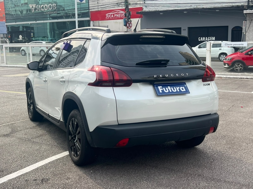 peugeot 2008 1.6 16v flex style 4p automatico 202311
