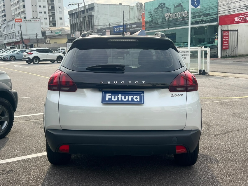 peugeot 2008 1.6 16v flex style 4p automatico 202312