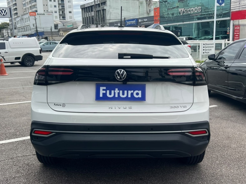 volkswagen nivus 1.0 200 tsi total flex comfortline automatico gasolina 4p 202412