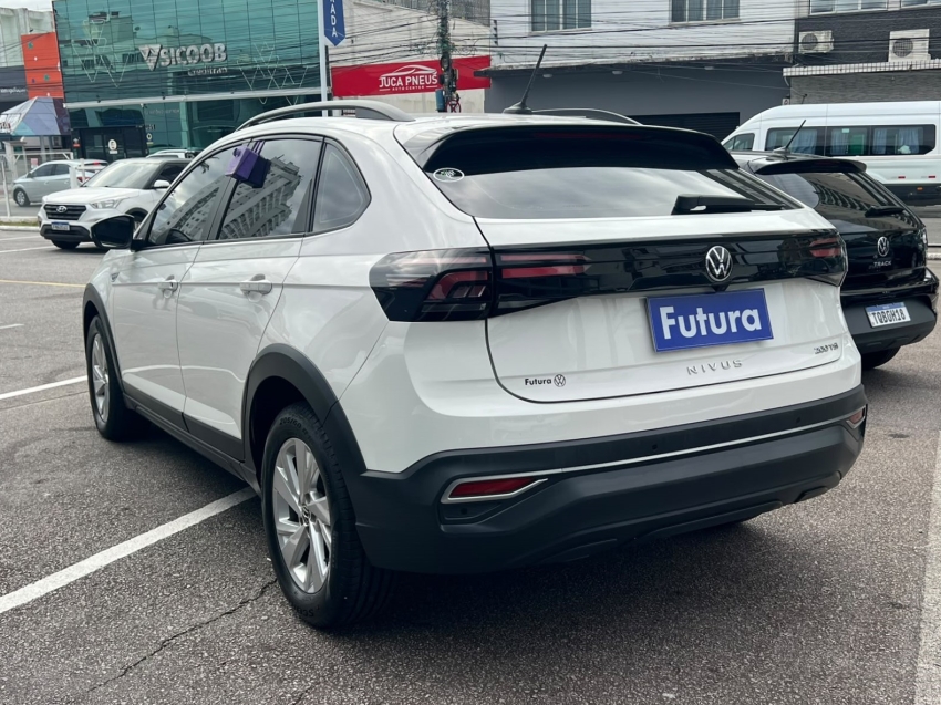 volkswagen nivus 1.0 200 tsi total flex comfortline automatico gasolina 4p 202411
