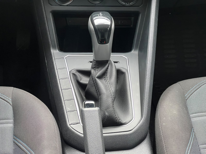 volkswagen nivus 1.0 200 tsi total flex comfortline automatico gasolina 4p 20248