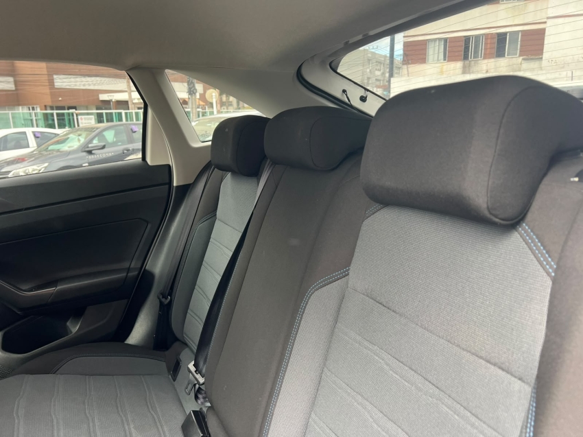 volkswagen nivus 1.0 200 tsi total flex comfortline automatico gasolina 4p 202410