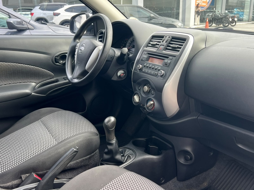 nissan versa 1.0 12v flex s 4p manual 20179