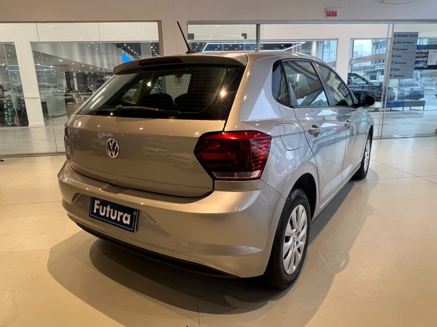 volkswagen polo 1.0 mpi total flex manual 4p 202013