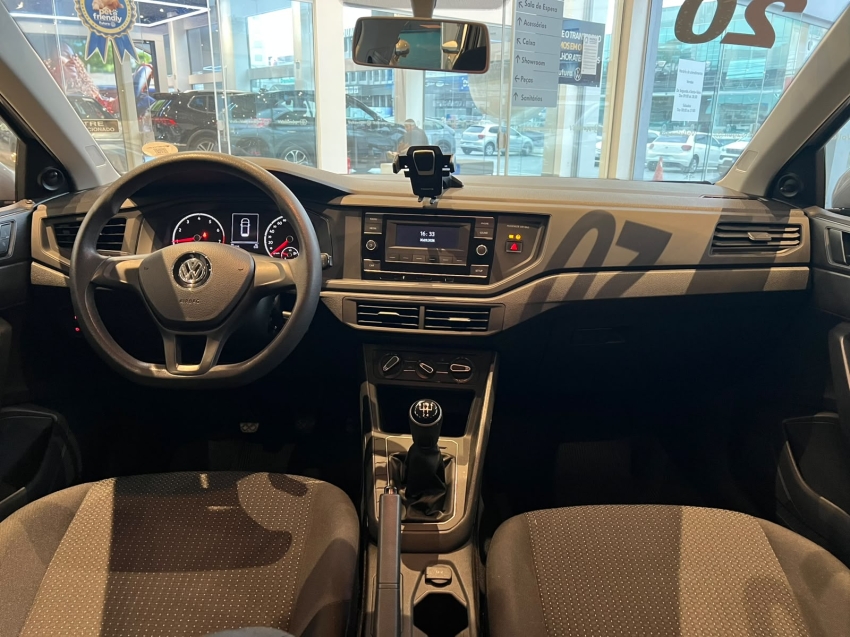 volkswagen polo 1.0 mpi total flex manual 4p 20204