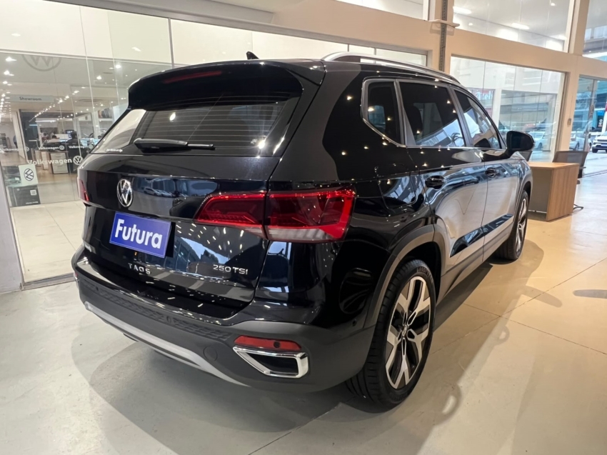 volkswagen taos 1.4 250 tsi total flex highline automatico 4p 202413