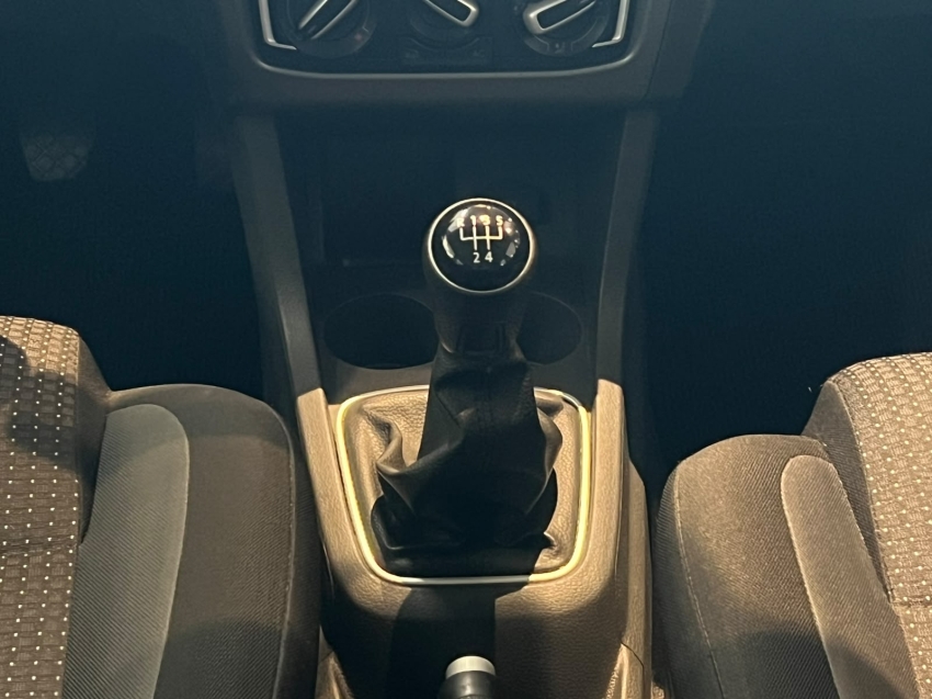 volkswagen fox 1.6 msi total flex connect 4p manual 20187