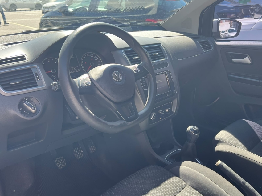 volkswagen fox 1.6 msi total flex connect 4p manual 20193