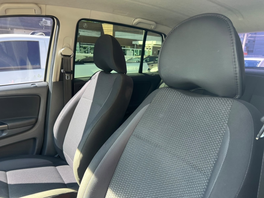 volkswagen fox 1.6 msi total flex connect 4p manual 20199