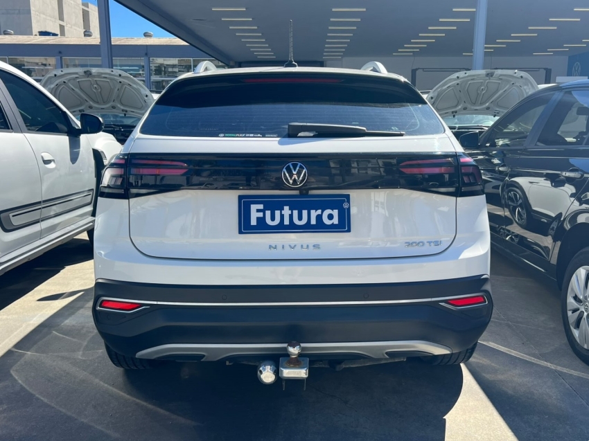 volkswagen nivus 1.0 200 tsi total flex highline automatico gasolina 4p 202412