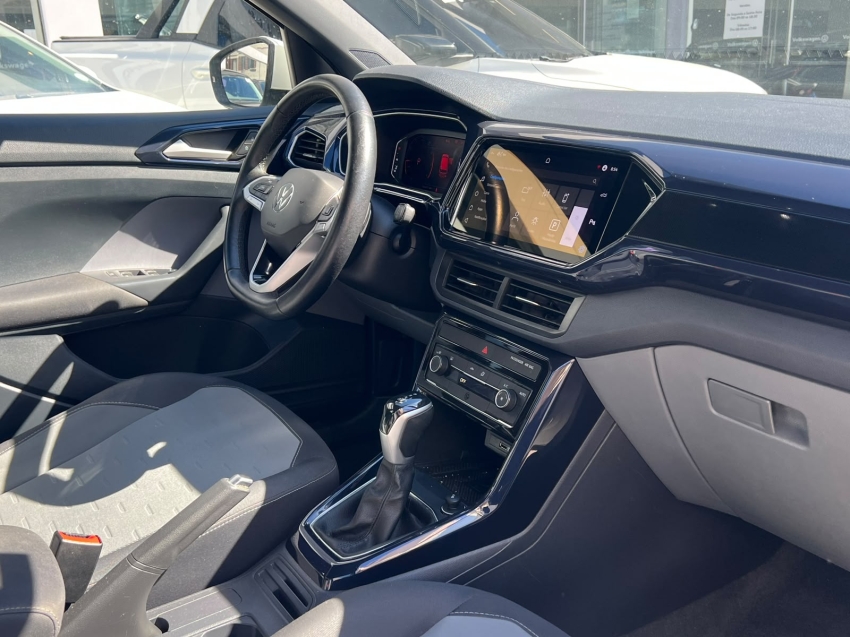 volkswagen t-cross 1.0 200 tsi total flex comfortline automatico 4p 20228