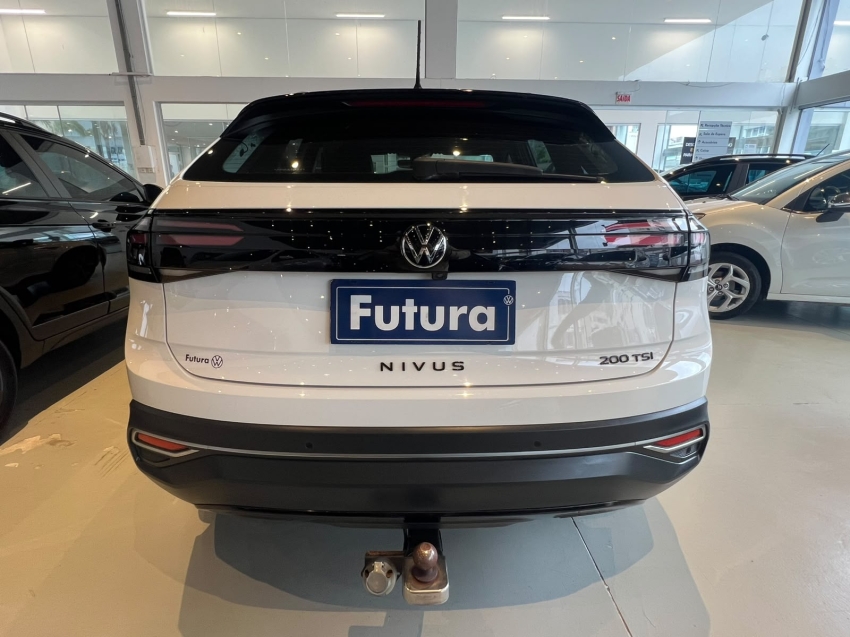 volkswagen nivus 1.0 200 tsi total flex highline automatico 4p 202312