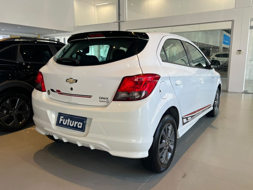 chevrolet onix 1.4 mpfi effect 8v flex 4p manual 201613