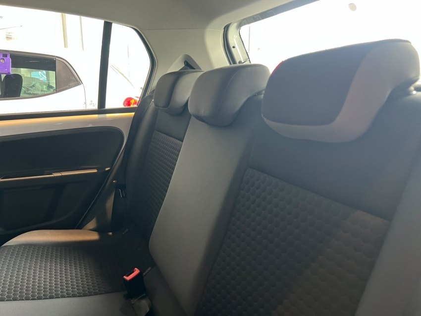 volkswagen cross up 1.0 tsi 12v flex 4p manual 201810