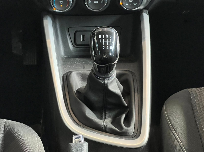 chevrolet onix 1.0 flex plus lt manual gasolina 4p 2025
