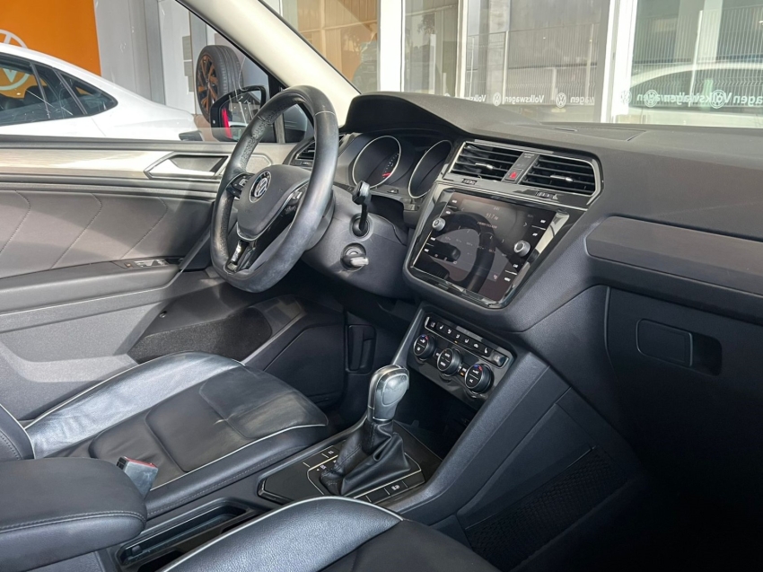 volkswagen tiguan 1.4 250 tsi total flex allspace comfortline tiptronic 4p automatico 2018