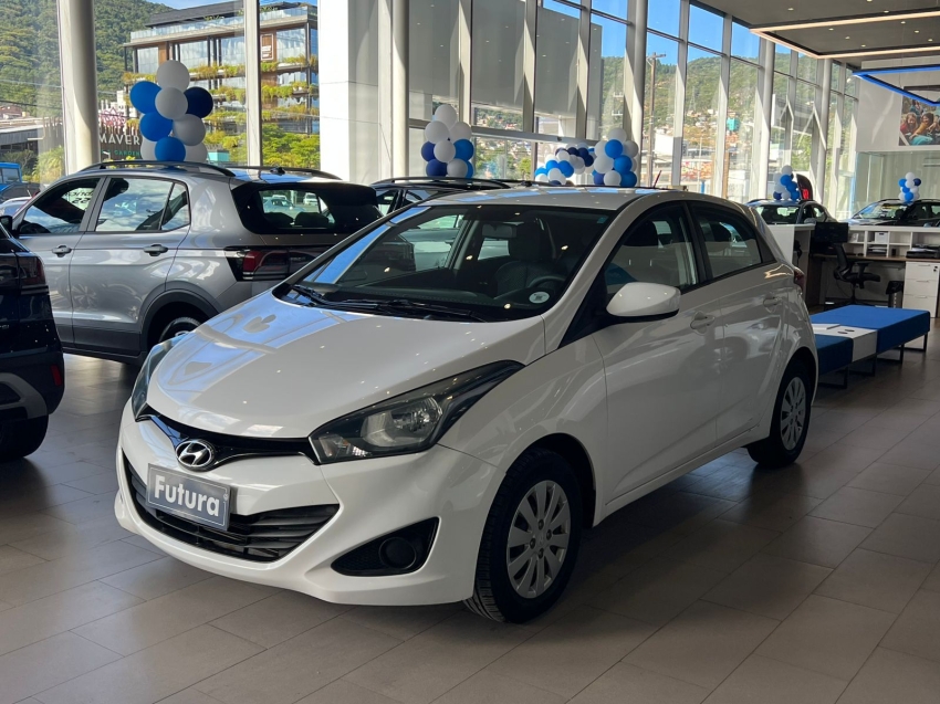hyundai hb20 1.6 comfort 16v flex 4p manual gasolina 2014 hyundai hb20 1.6 comfort 16v flex 4p manual gasolina 2014