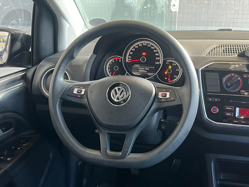 volkswagen up 1.0 mpi total flex 4p manual gasolina 2020