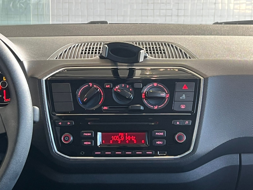 volkswagen up 1.0 mpi total flex 4p manual gasolina 2020