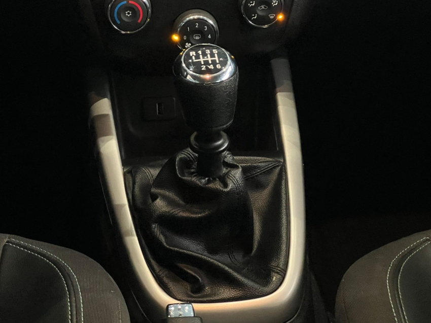 chevrolet onix 1.0 mpfi lt 8v flex 4p manual gasolina 2019