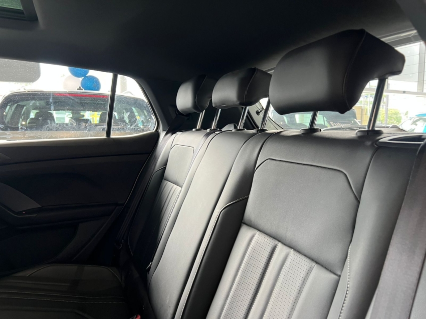 volkswagen t-cross 1.0 200 tsi total flex comfortline automatico gasolina 4p 2025