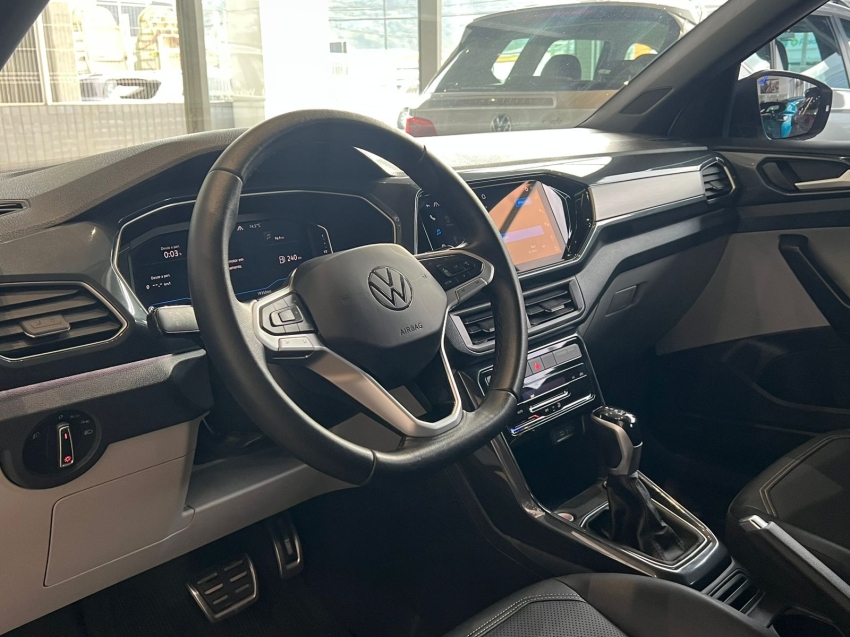 volkswagen t-cross 1.4 250 tsi total flex highline automatico gasolina 4p 2024