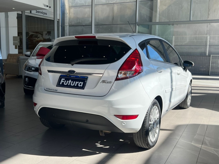 ford fiesta 1.6 titanium hatch 16v flex 4p powershift gasolina automatico 2017