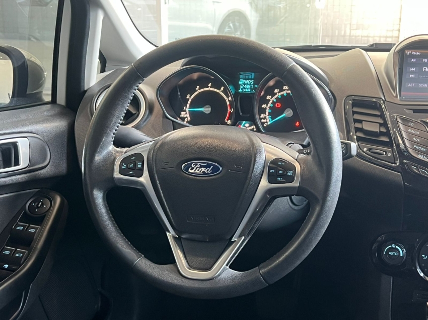 ford fiesta 1.6 titanium hatch 16v flex 4p powershift gasolina automatico 2017