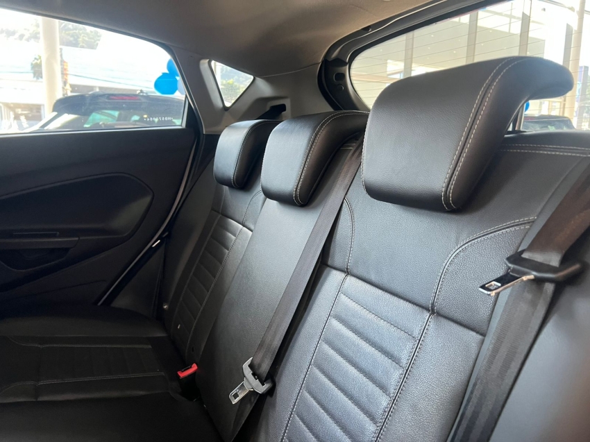 ford fiesta 1.6 titanium hatch 16v flex 4p powershift gasolina automatico 2017