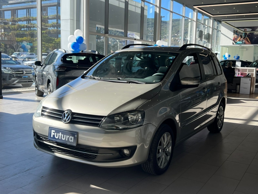 volkswagen spacefox 1.6 mi highline 8v flex 4p manual gasolina 2014 volkswagen spacefox 1.6 mi highline 8v flex 4p manual gasolina 2014
