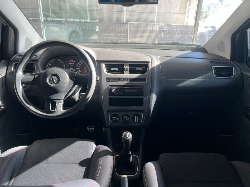 volkswagen spacefox 1.6 mi highline 8v flex 4p manual gasolina 2014