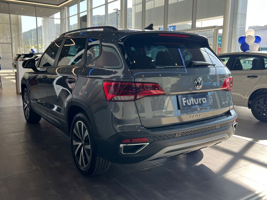 volkswagen taos 1.4 250 tsi total flex comfortline automatico gasolina 4p 2023