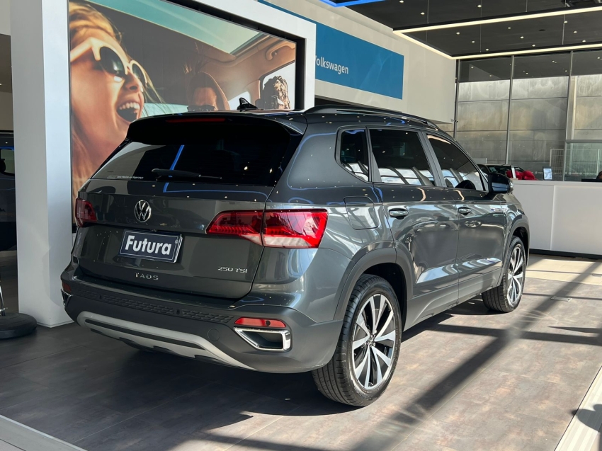 volkswagen taos 1.4 250 tsi total flex comfortline automatico gasolina 4p 2023