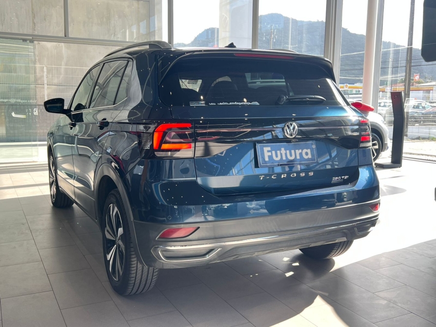 volkswagen t-cross 1.4 250 tsi total flex highline automatico gasolina 4p 2020